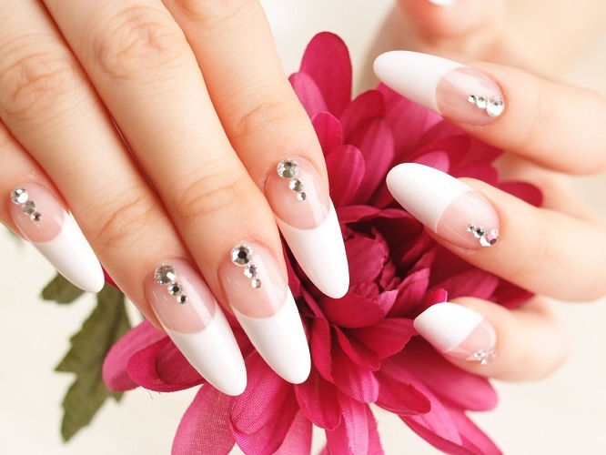 Crystal Nail クリスタルネイル 福利厚生のフクリコ Crystal Nail クリスタルネイル 福利厚生のフクリコ