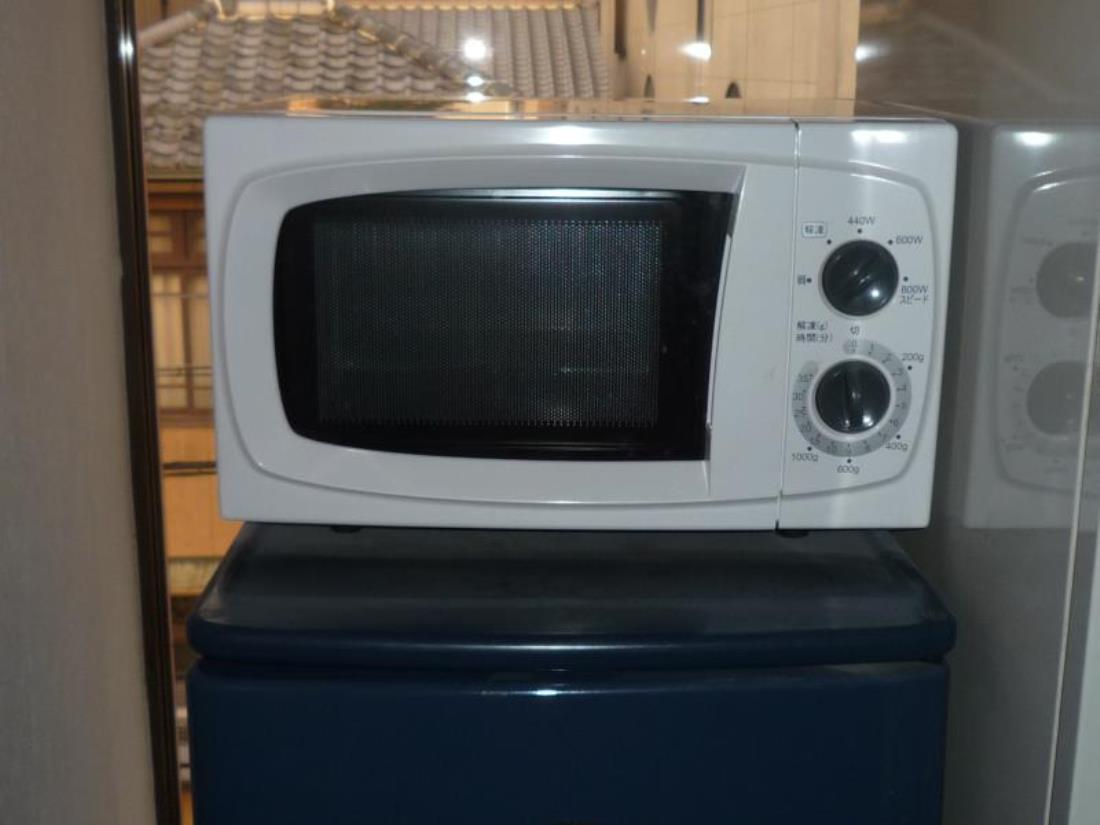 6000742/5.jpg
